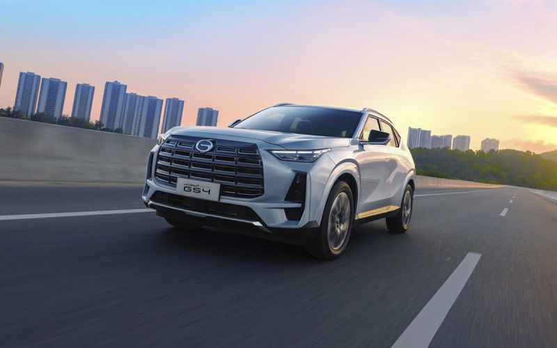 
            От Lada Iskra до новых внедорожников. Какие автомобили купить в апреле
        