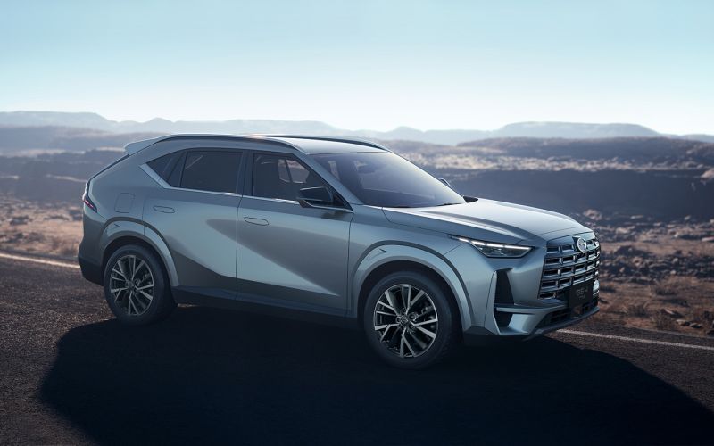 
            От Lada Iskra до новых внедорожников. Какие автомобили купить в апреле
        