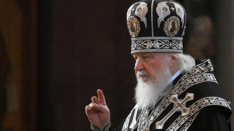 Путин и Собянин пообщались на пасхальном богослужении