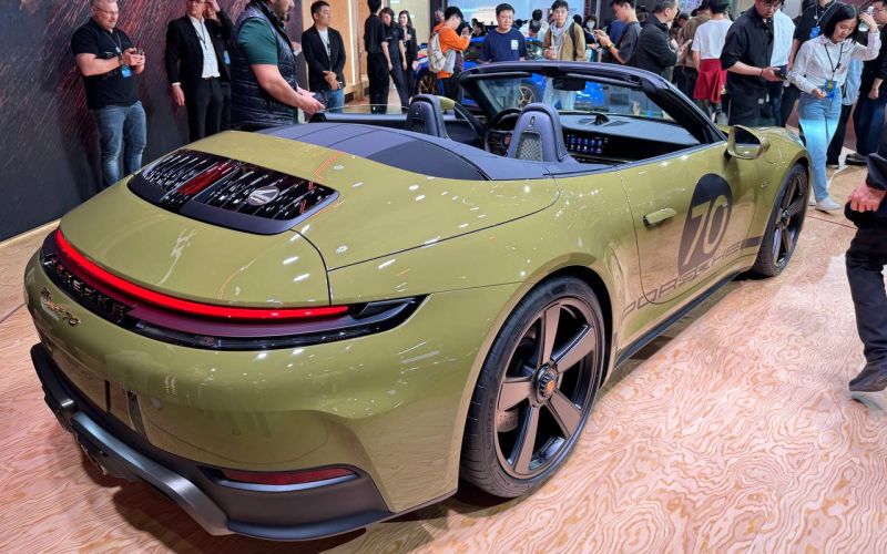 Репортаж из Шанхая. Провал Volkswagen, 20К шагов и куриная лапа