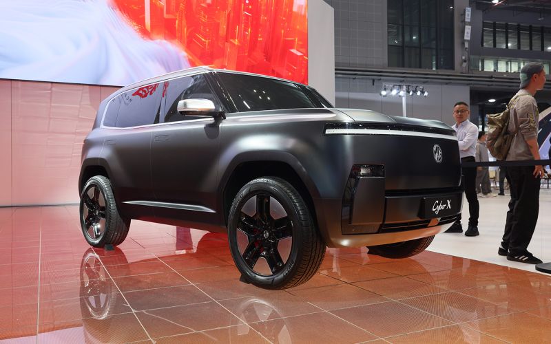 Репортаж из Шанхая. Провал Volkswagen, 20К шагов и куриная лапа