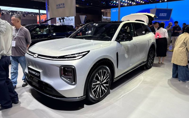 Репортаж из Шанхая. Провал Volkswagen, 20К шагов и куриная лапа