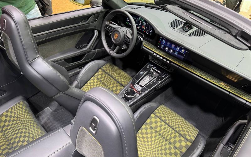 Репортаж из Шанхая. Провал Volkswagen, 20К шагов и куриная лапа