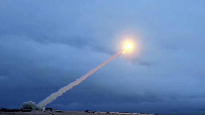 Шойгу: РФ может возобновить ядерные испытания в ответ на аналогичные шаги США - Новости на Вести.ru