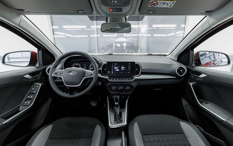 Стартовало производство Lada Iskra. 10 фактов о главной новинке 2025 года