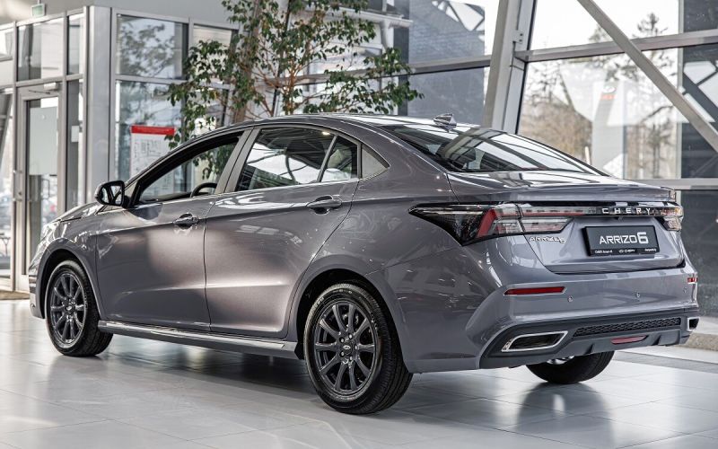 
            Топ-5 доступных предложений на белорусском авторынке. В России их нет
        