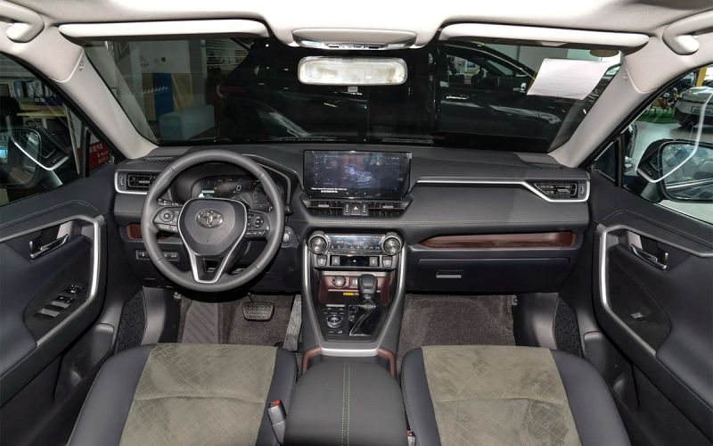 Toyota RAV4 и еще 5 новых зарубежных SUV по цене Geely Monjaro
