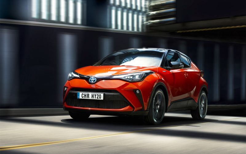 Toyota RAV4 и еще 5 новых зарубежных SUV по цене Geely Monjaro