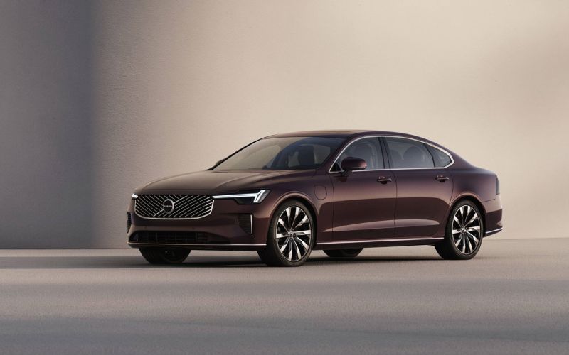 Запуск Lada Iskra, китайский Nissan и возвращение Kia: итоги недели