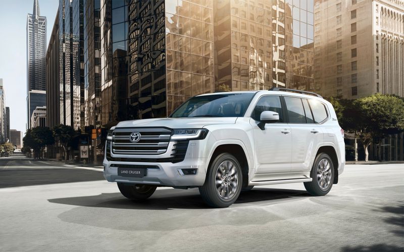 
            Запуск Niva Sport, крах авторынка и массовая замена прав: итоги недели
        