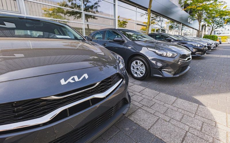 
            «Ждут возвращения западных марок». 4 главных факта о падении авторынка
        