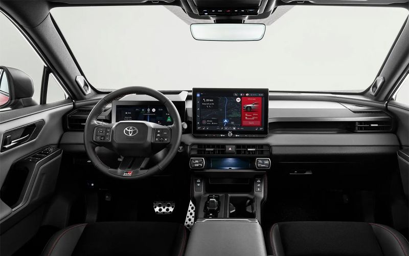 4 вопроса к Toyota RAV4 нового поколения. Первый обзор
