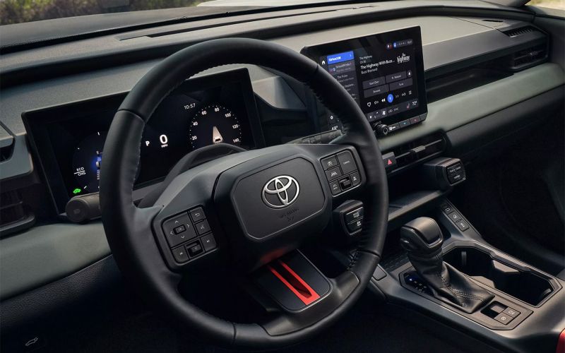 4 вопроса к Toyota RAV4 нового поколения. Первый обзор