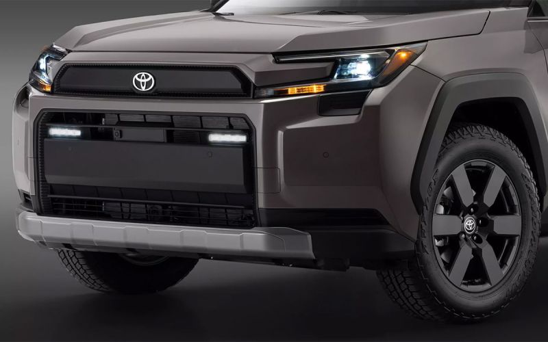 4 вопроса к Toyota RAV4 нового поколения. Первый обзор