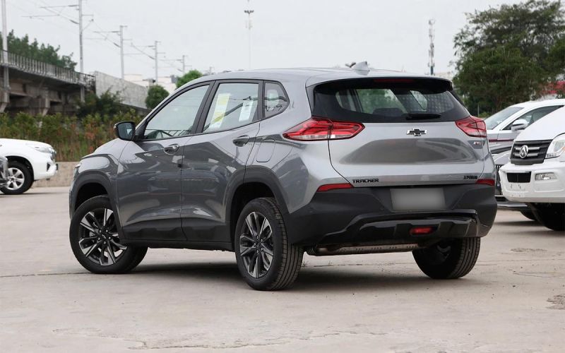 Эти иномарки в Киргизии стоят как Lada Vesta. Топ-9 моделей