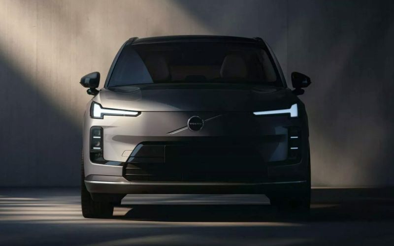 Фейковые штрафы, каскад новинок и деградация авторынка. Итоги недели