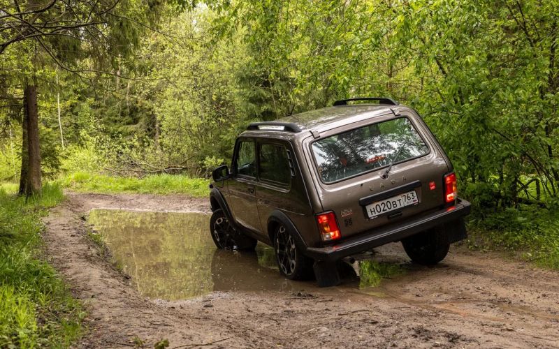 Фитнес на бездорожье. Первый тест новой Lada Niva Sport