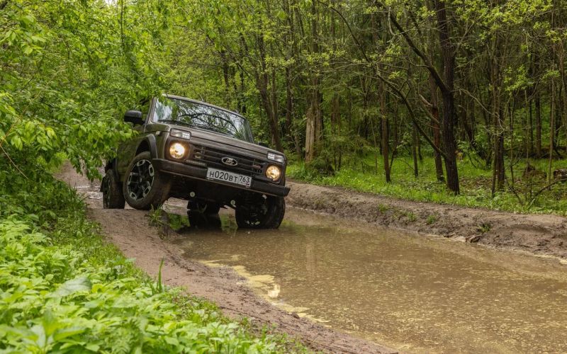 Фитнес на бездорожье. Первый тест новой Lada Niva Sport