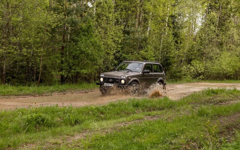 Фитнес на бездорожье. Первый тест новой Lada Niva Sport