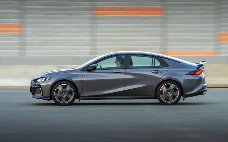 Осторожно, спойлер. Первый тест спортседана GAC Empow