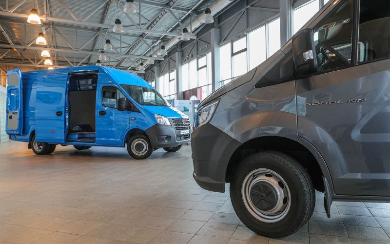 
            Падение на 28%. Что на самом деле случилось с российским авторынком
        