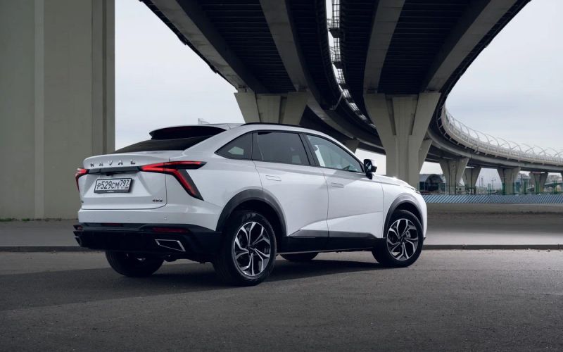 Пауэрбанк и поворот не туда. Тест нового Haval F7x