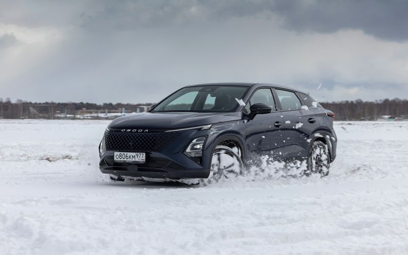 
            Почувствуй себя моложе. Сравнительный тест Omoda C5 и GAC GS3
        