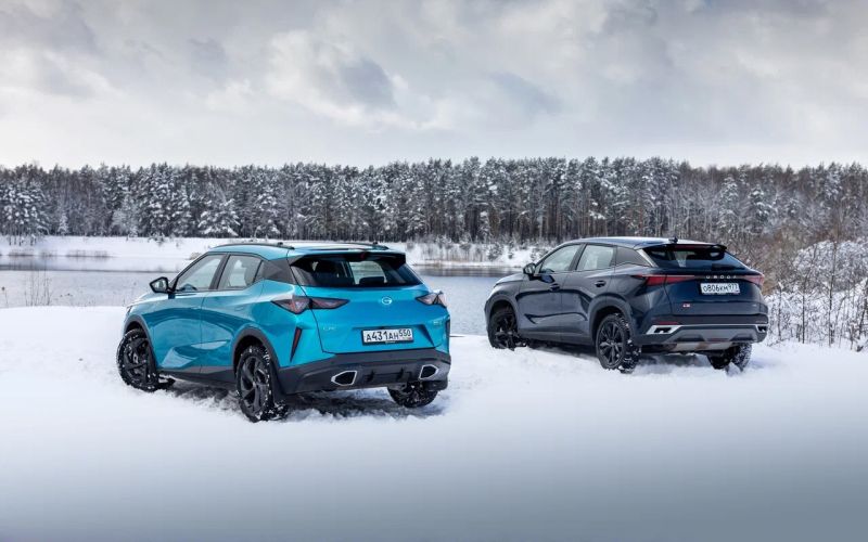 
            Почувствуй себя моложе. Сравнительный тест Omoda C5 и GAC GS3
        