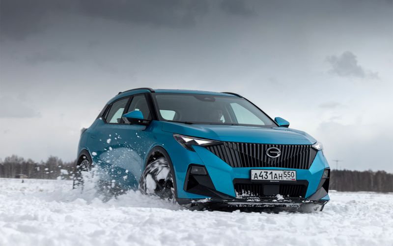 
            Почувствуй себя моложе. Сравнительный тест Omoda C5 и GAC GS3
        