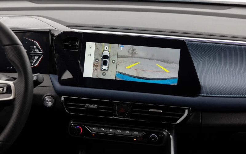 
            Почувствуй себя моложе. Сравнительный тест Omoda C5 и GAC GS3
        