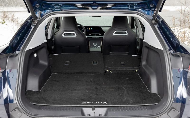 
            Почувствуй себя моложе. Сравнительный тест Omoda C5 и GAC GS3
        