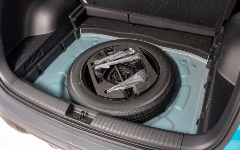 
            Почувствуй себя моложе. Сравнительный тест Omoda C5 и GAC GS3
        