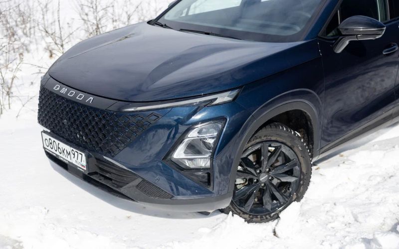 
            Почувствуй себя моложе. Сравнительный тест Omoda C5 и GAC GS3
        