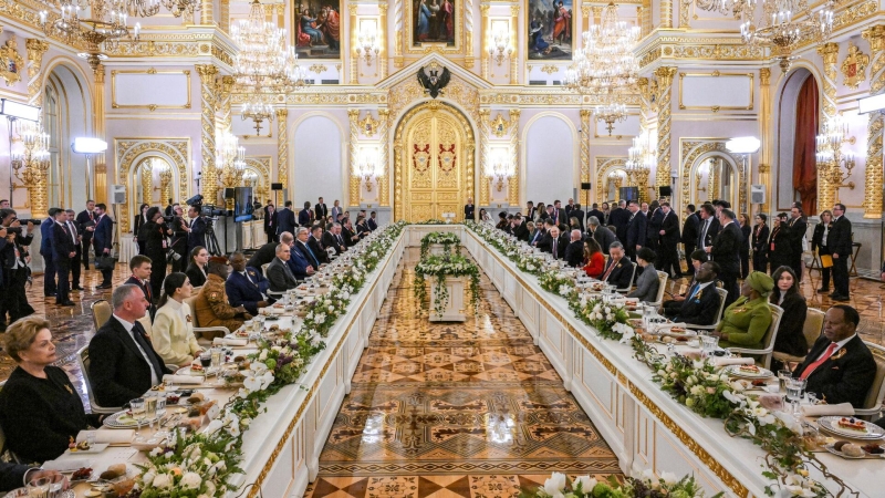 Путин назвал прошедший день очень хорошим и насыщенным