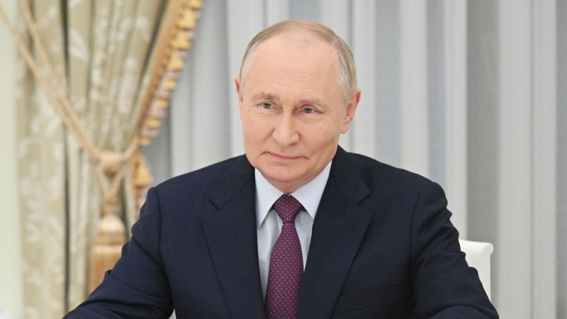 Путин обсудил с бизнесменами развитие экономики