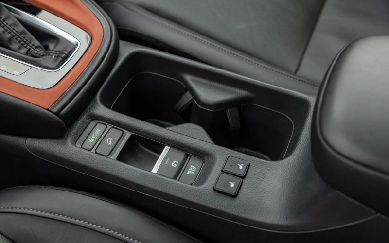 С возвращением, HR-V! Тест Honda Vezel с ретроходовой и гарантией 3 года