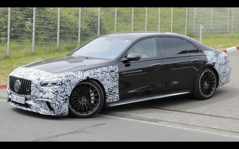 Вот так будет выглядеть новый S63 AMG. 5 фактов о «горячем» седане