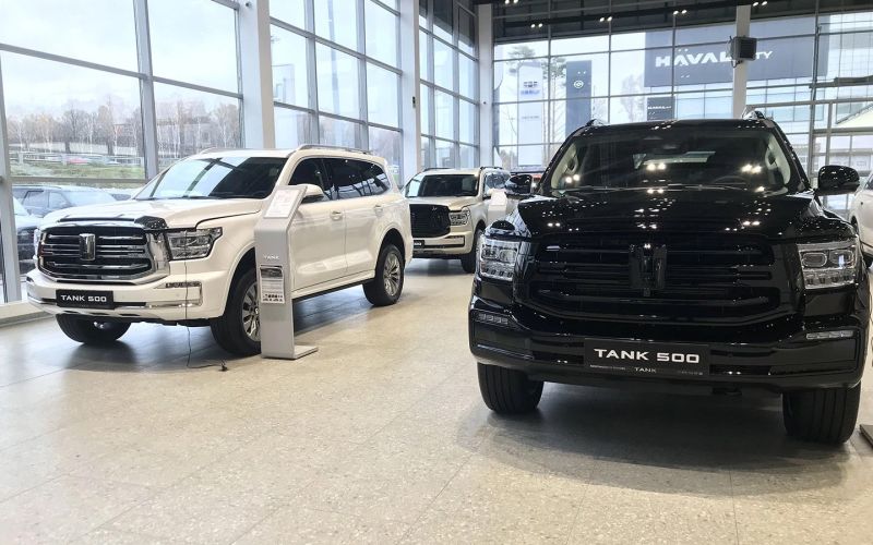 
            Бренды и дилеры ввели большие скидки на новые машины. Таблицы и цены
        