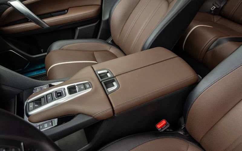 
            Crosstour с повадками Type R. Тест «официального» Honda UR-V
        