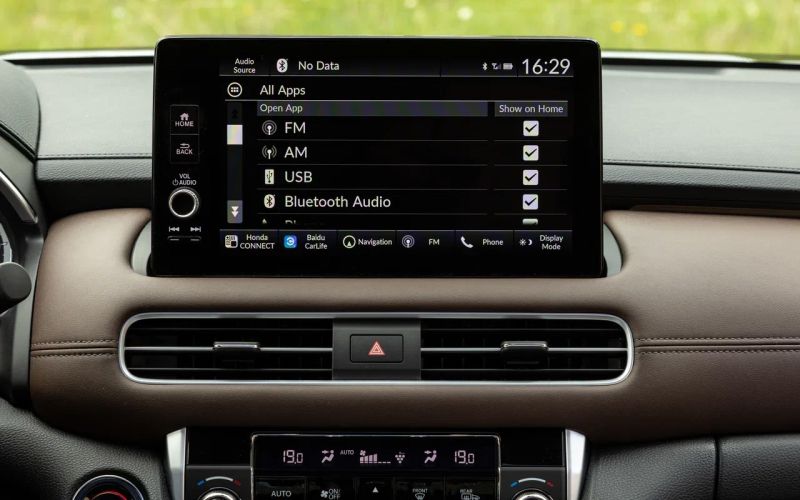 
            Crosstour с повадками Type R. Тест «официального» Honda UR-V
        