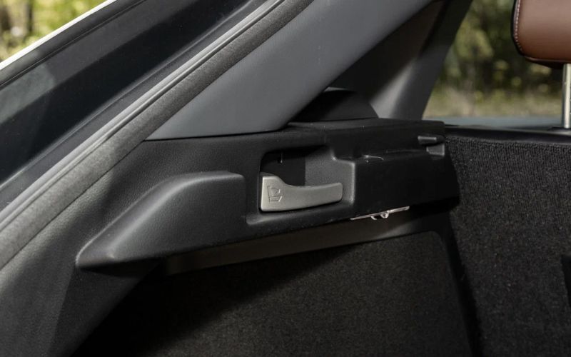 
            Crosstour с повадками Type R. Тест «официального» Honda UR-V
        