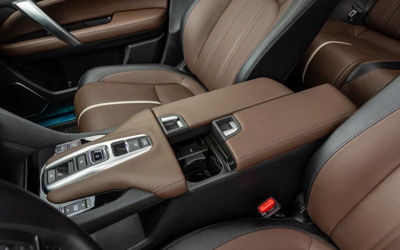 
            Crosstour с повадками Type R. Тест «официального» Honda UR-V
        