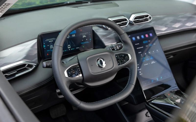 Mage против Huge. Двойной тест похожих, но разных кроссоверов Dongfeng
