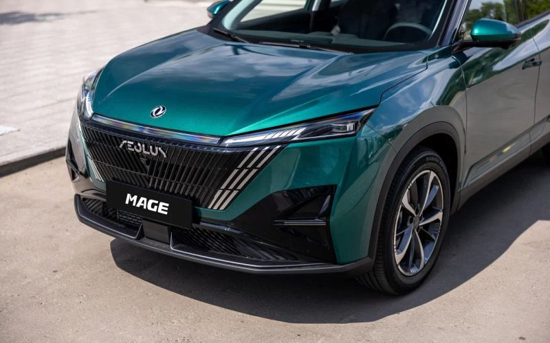 Mage против Huge. Двойной тест похожих, но разных кроссоверов Dongfeng