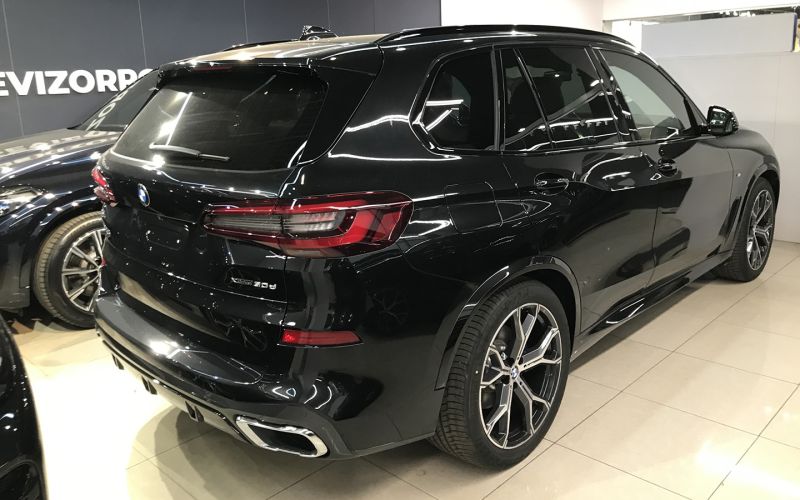 Мы нашли новые BMW калининградской сборки. Цены и подробности