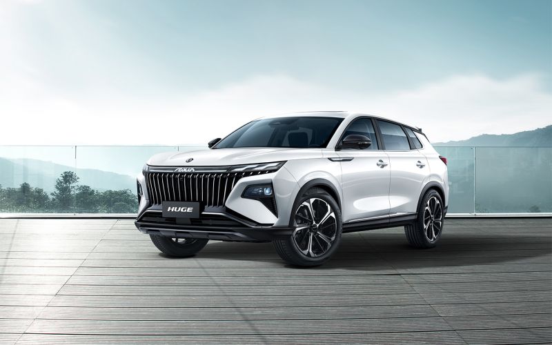 Новые «китайцы», поломки Li Auto и возгорание 3 тыс. машин. Итоги недели