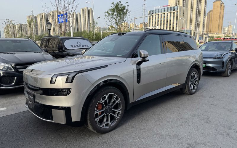 Новый Lynk & Co 900 приедет в Россию с гарантией. Это конкурент Li L9