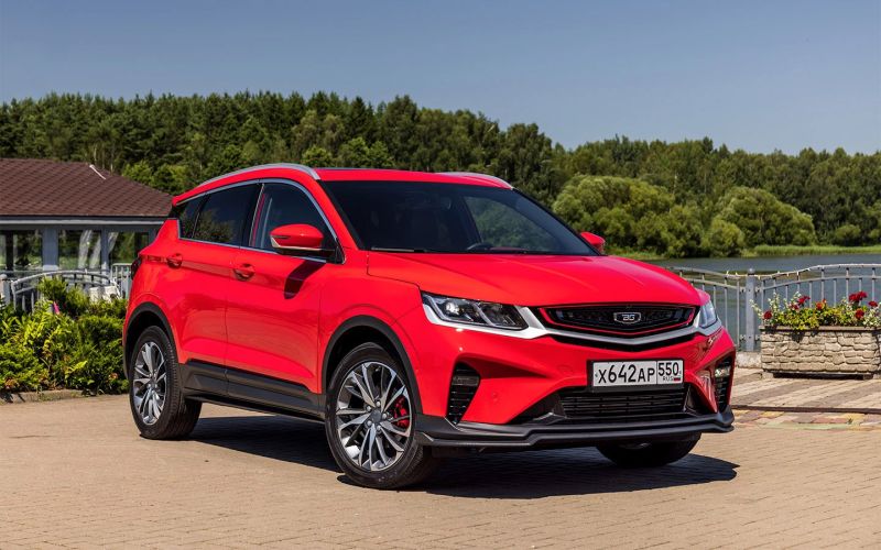 
            Первый кроссовер АвтоВАЗа: 5 главных конкурентов Lada Azimut
        