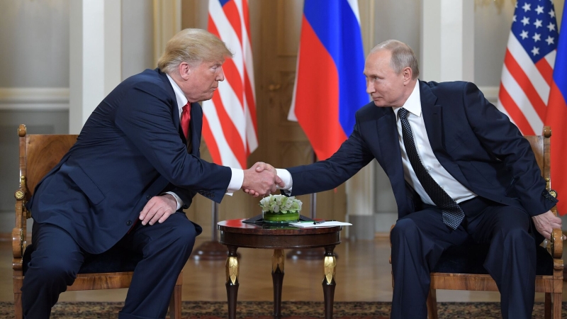 Путин и Трамп понимают необходимость встречи, заявили в Кремле