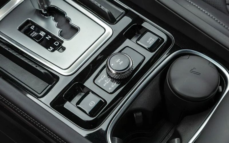 
            Rexton 10 лет спустя. Тест-драйв нового корейского внедорожника KGM
        
